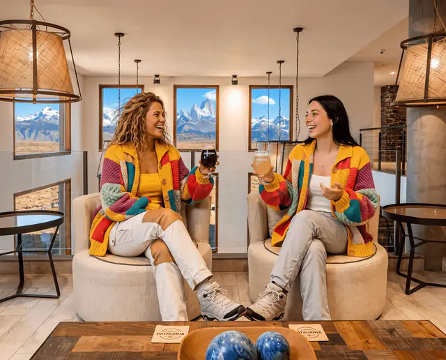 Lodge toast with Fitz Roy in the windows